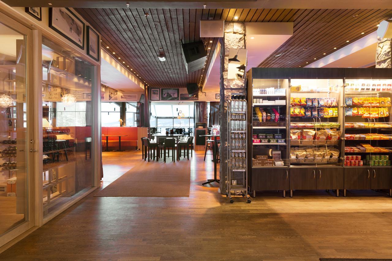 Tott Hotell 奥勒 外观 照片