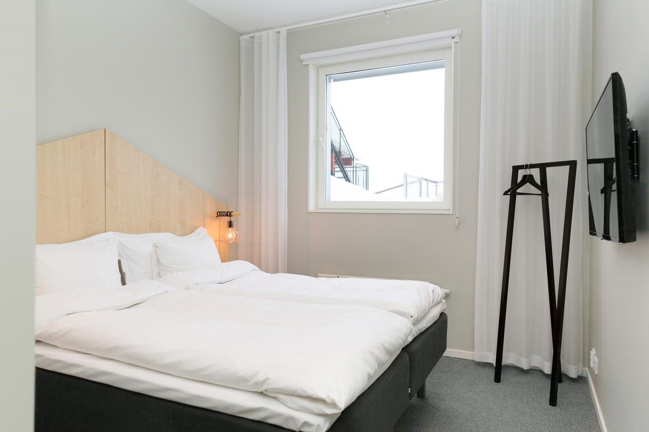 Tott Hotell 奥勒 外观 照片
